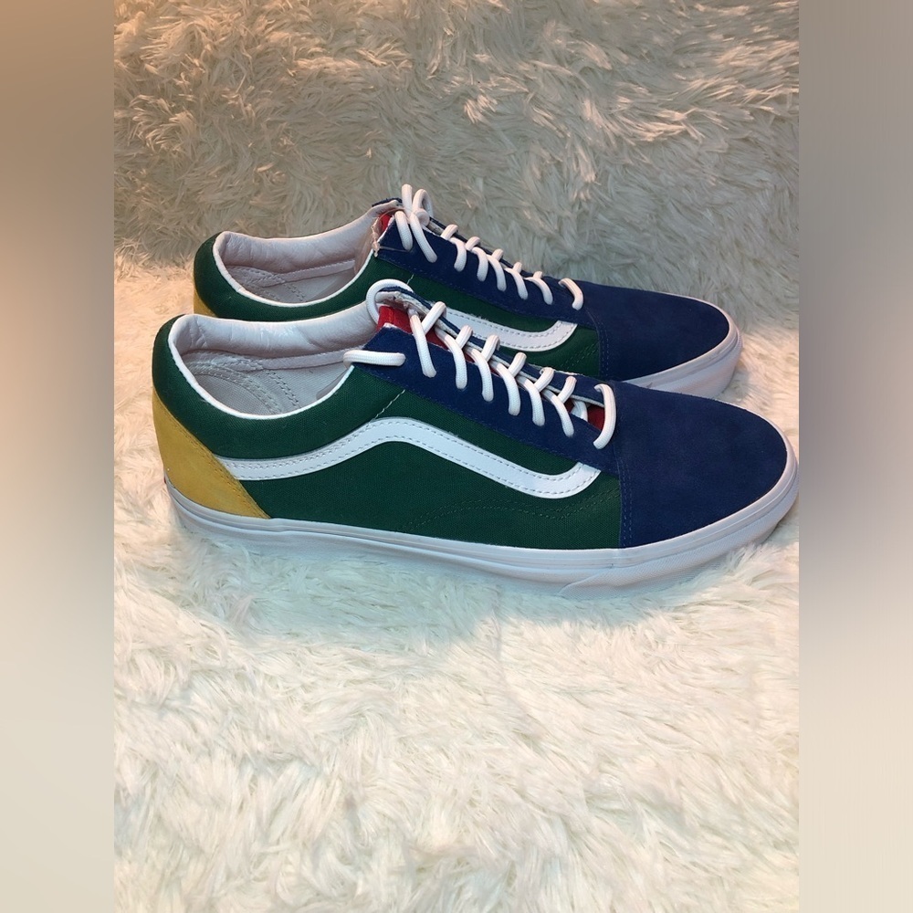 Vans Men's Blue Green Yellow and Red Sneakers Men’s size 10.5 NWOT - Picture 9 of 16